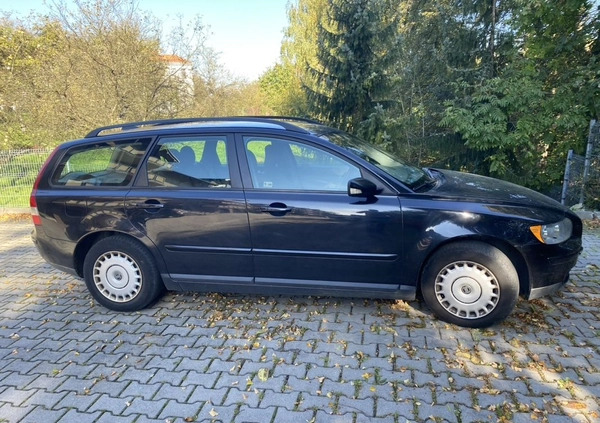 Volvo V50 cena 6500 przebieg: 285200, rok produkcji 2005 z Biała małe 46